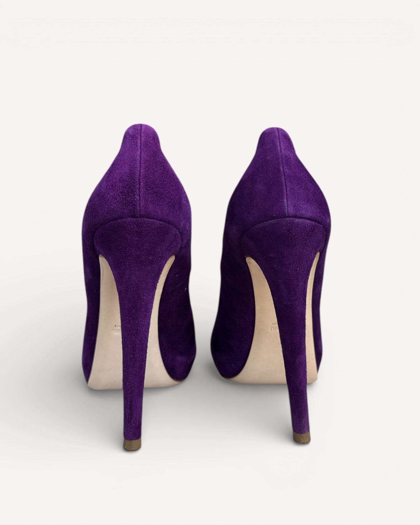 Miu Miu suede pumps, size 41.