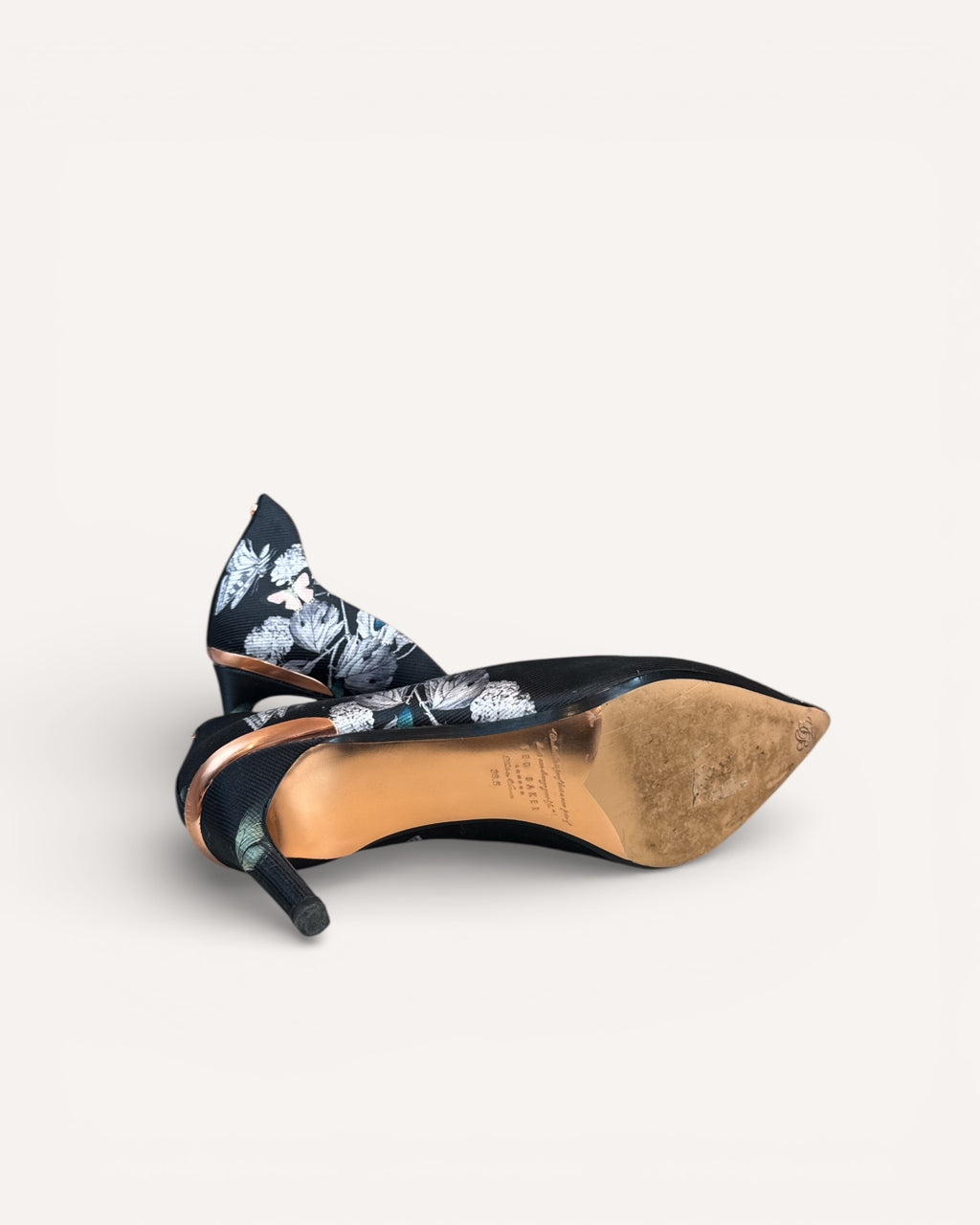 Escarpins Ted Baker taille 38.5
