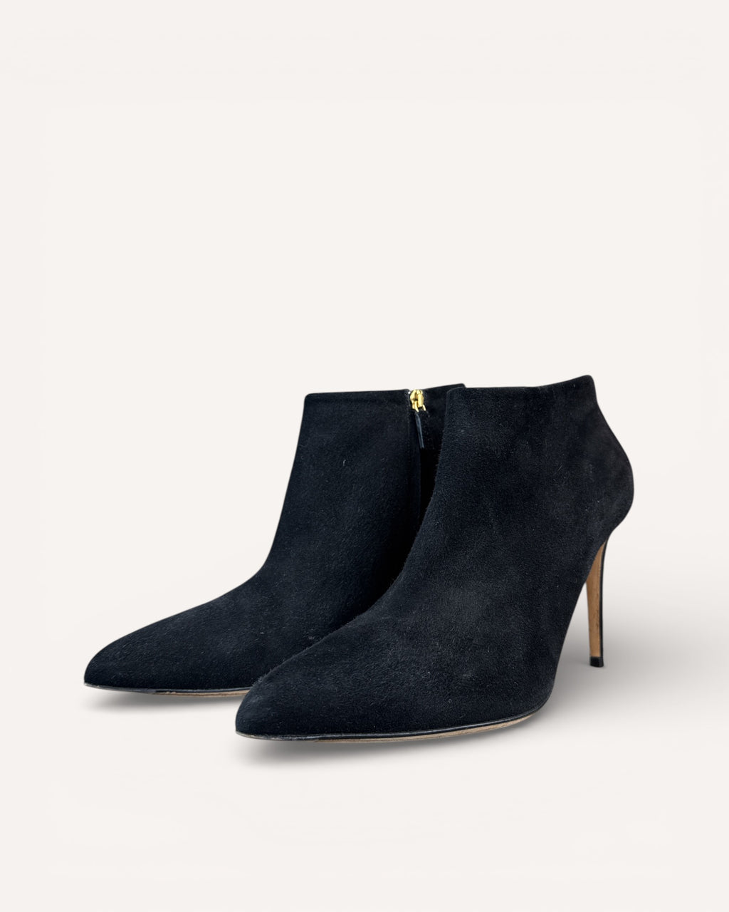 Gucci black suede heels, size 41.