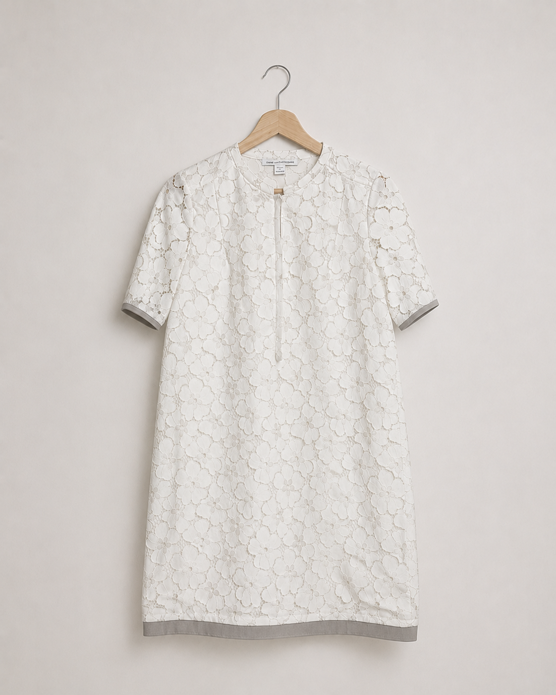 Diane von Furstenberg White Embroidered Floral Dress